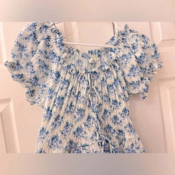 Doen Ashlynn Tie-detailed Shirred Floral dress, size S. US 2, new never worn. - Picture 5 of 9